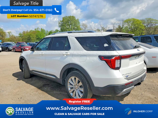 Used 2025 Ford Explorer Platinum w/ LUX Leather Package AWD/4WD image 3