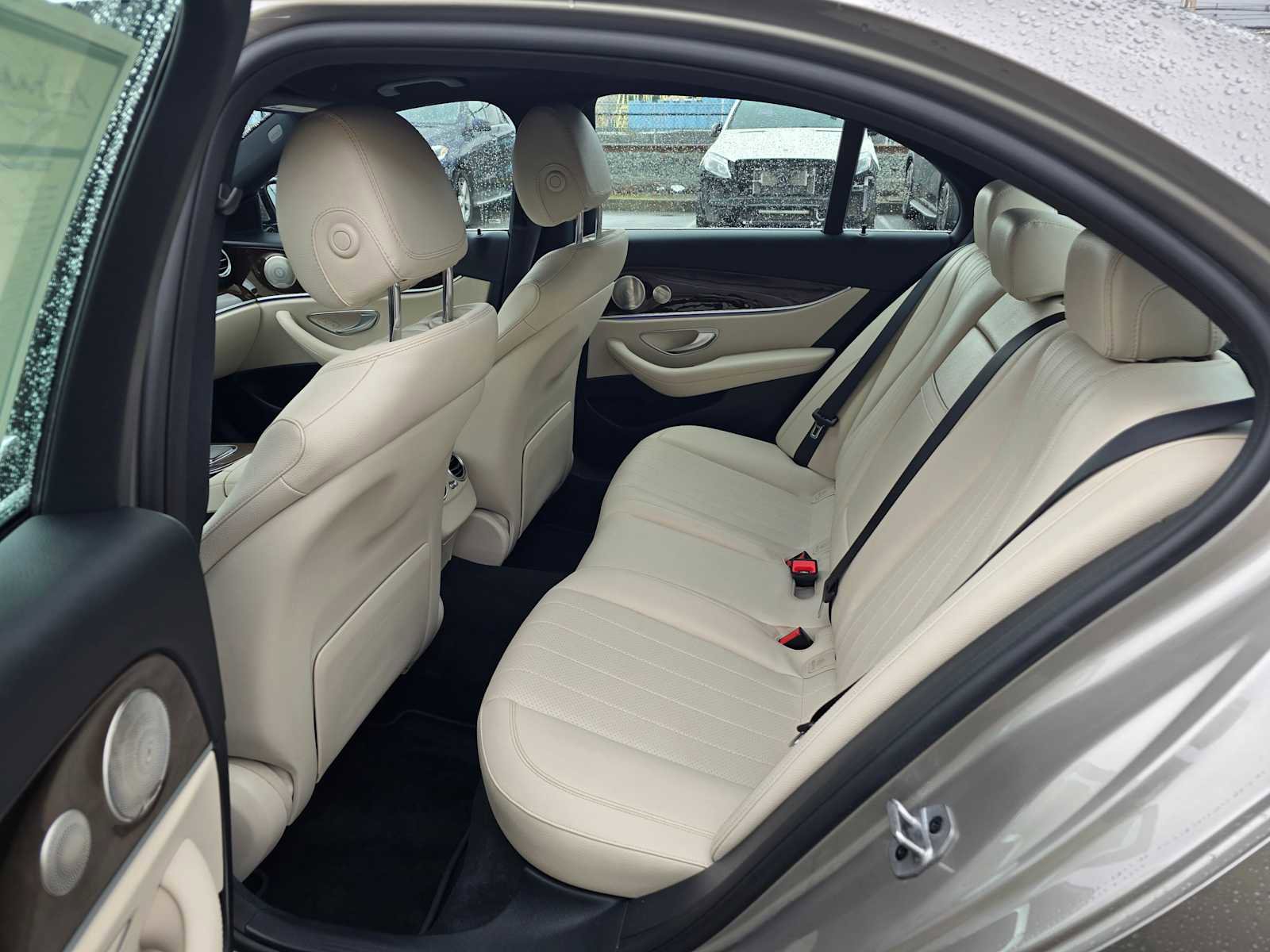 Used 2022 Mercedes-Benz E 350 Sedan image 18