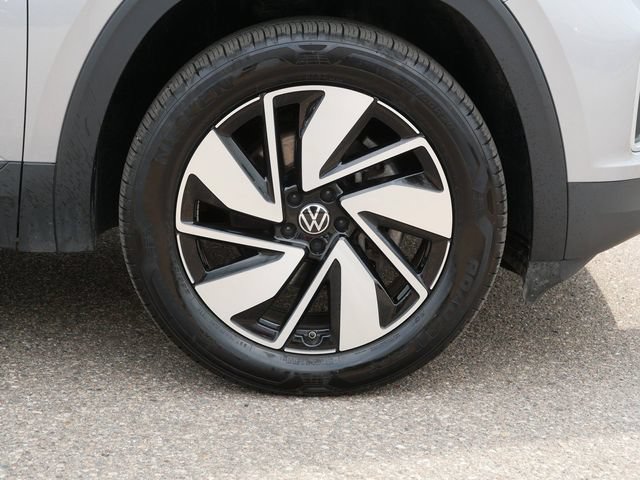 Certified 2026 Volkswagen Atlas SE AWD/4WD image 9