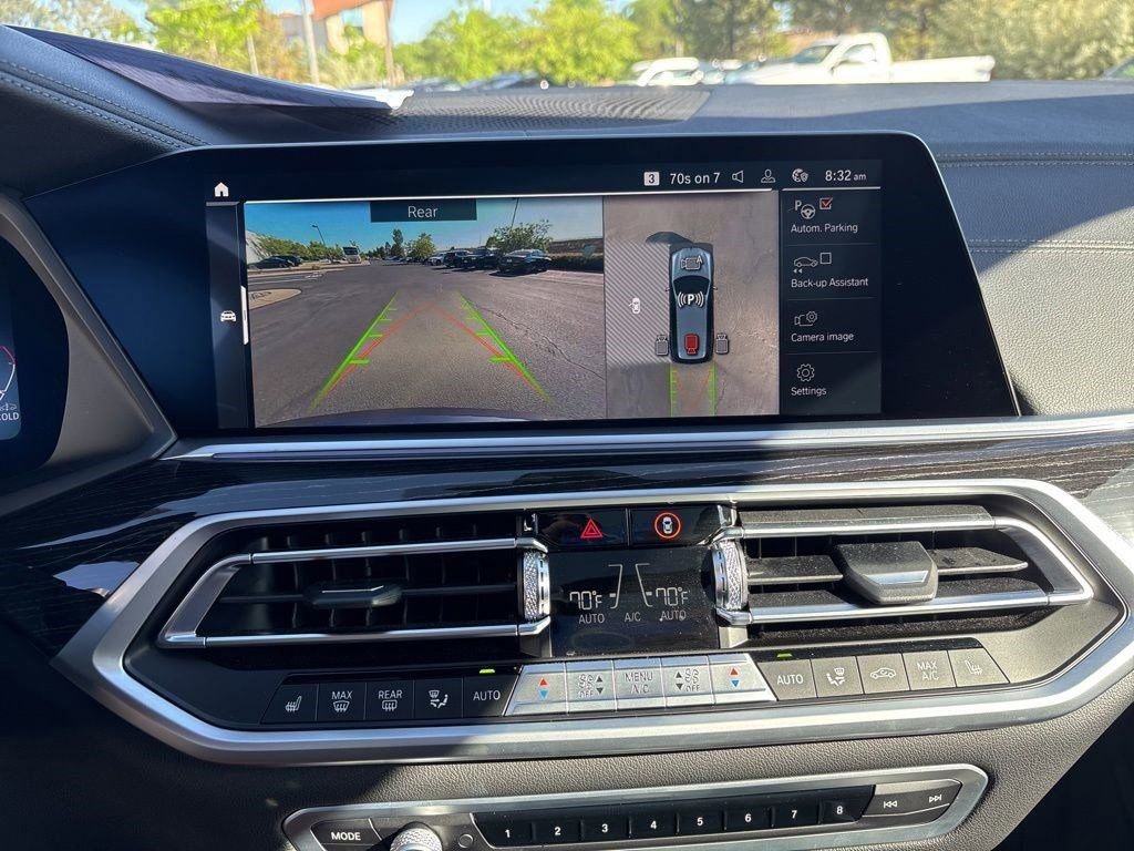 Used 2022 BMW X7 xDrive40i w/ M Sport Package AWD/4WD image 14