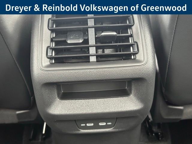 New 2026 Volkswagen Tiguan SE R-Line image 29