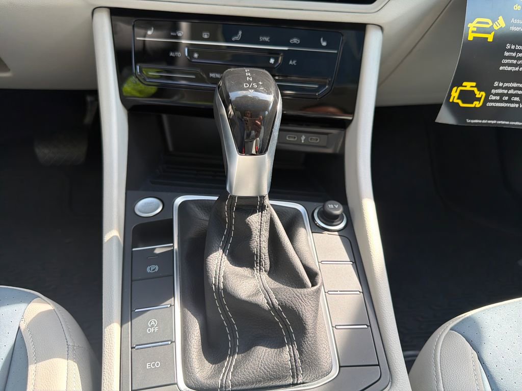 New 2026 Volkswagen Jetta SE FWD image 16