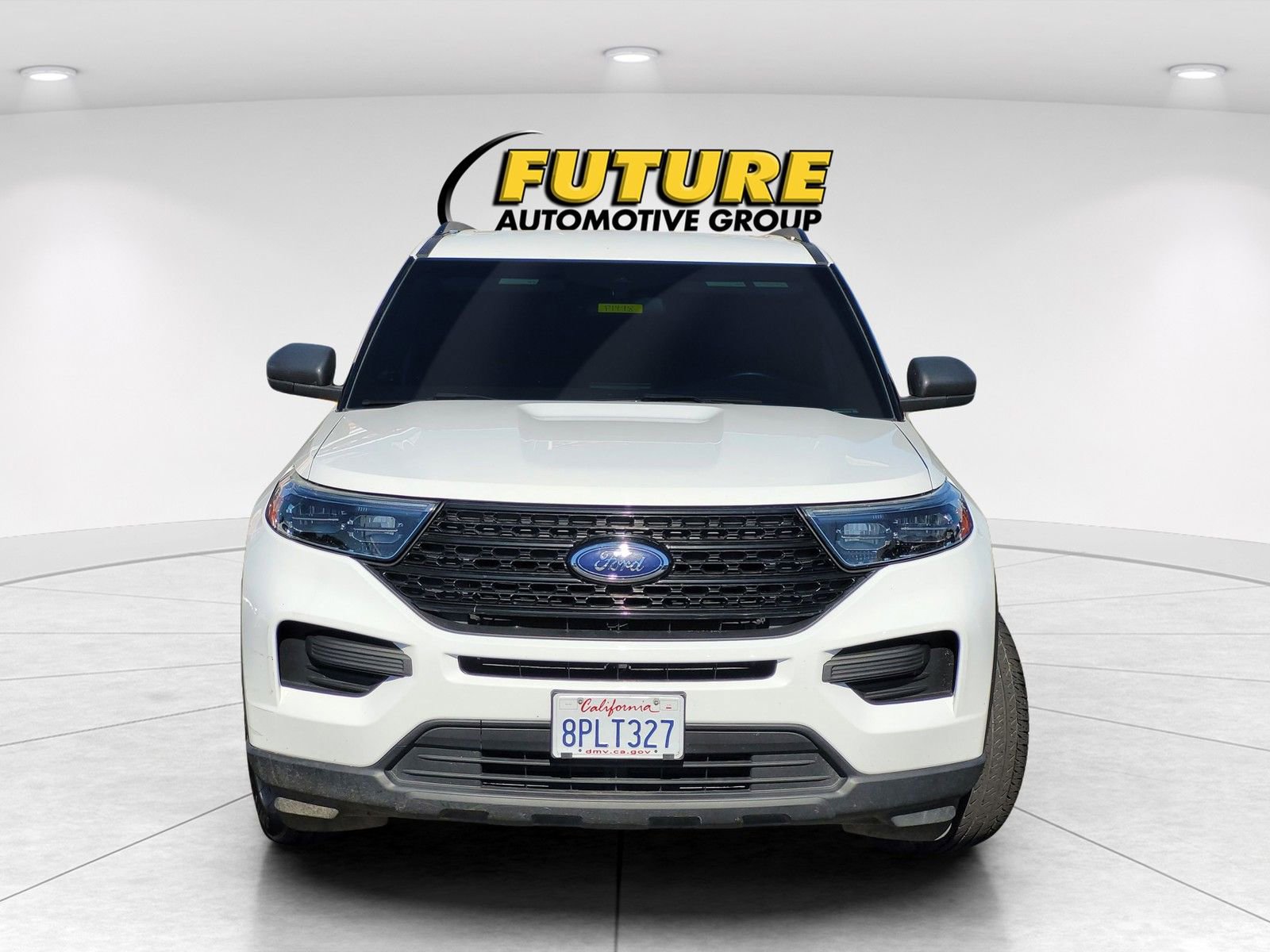 Used 2020 Ford Explorer XLT image 3