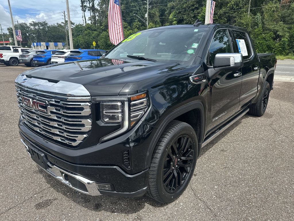 Used 2023 GMC Sierra 1500 Denali w/ Denali Reserve Package AWD/4WD image 12