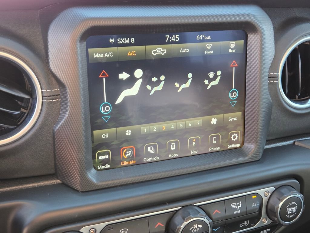 Used 2022 Jeep Gladiator Overland w/ Popular Equipment Package AWD/4WD image 30