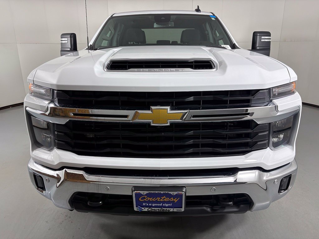 Certified 2025 Chevrolet Silverado 2500 LT w/ Safety Package AWD/4WD image 4