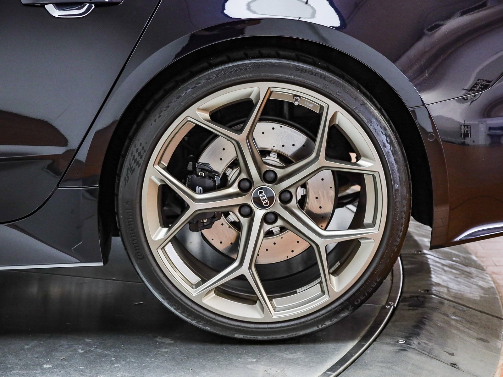 Used 2024 Audi RS 7 Performance w/ Bronze Edition image 21