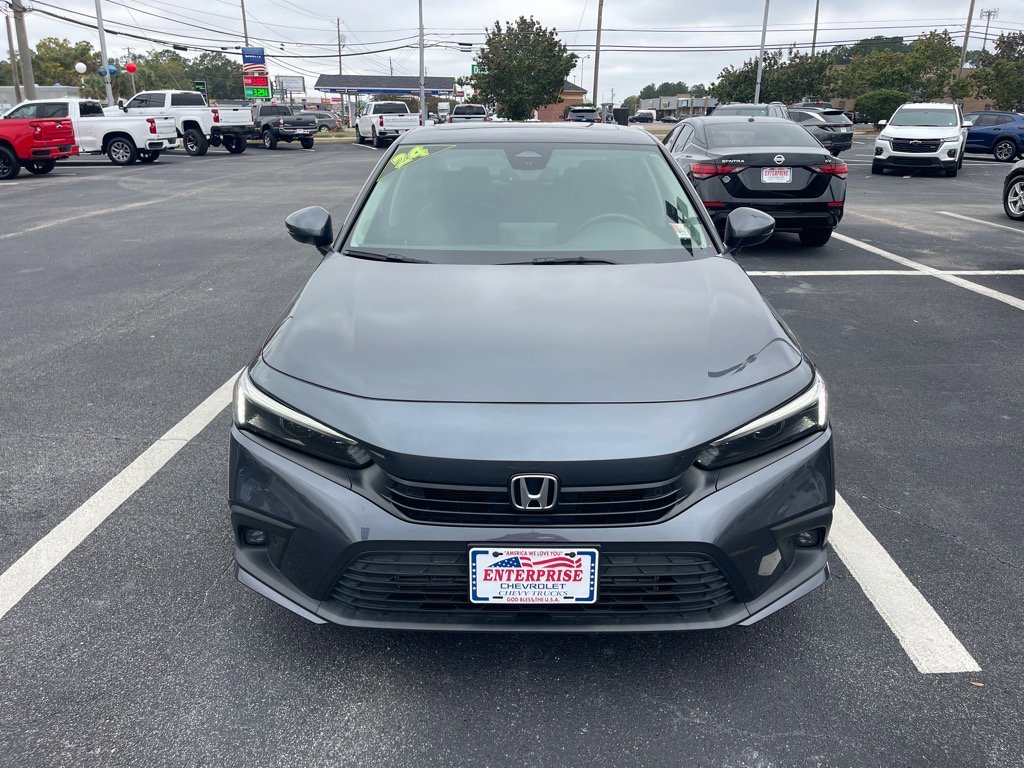 Used 2024 Honda Civic Touring image 2