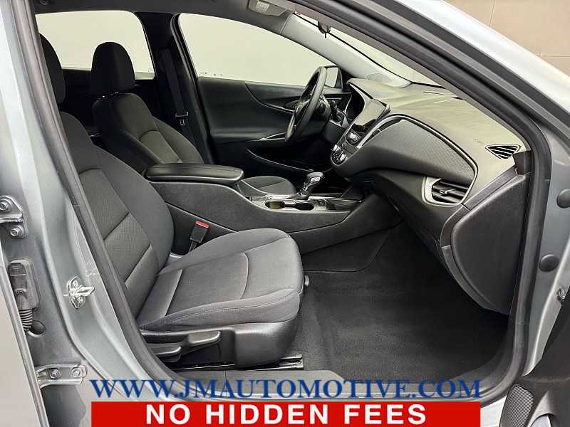 Used 2023 Chevrolet Malibu LT FWD image 19