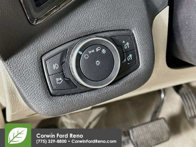 Used 2016 Ford Escape Titanium w/ Equipment Group 301A AWD/4WD image 13