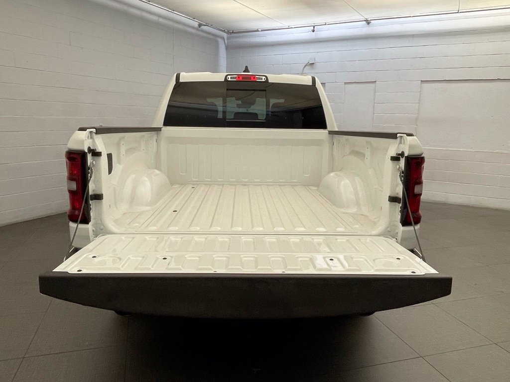 New 2026 RAM 1500 Express RWD image 5