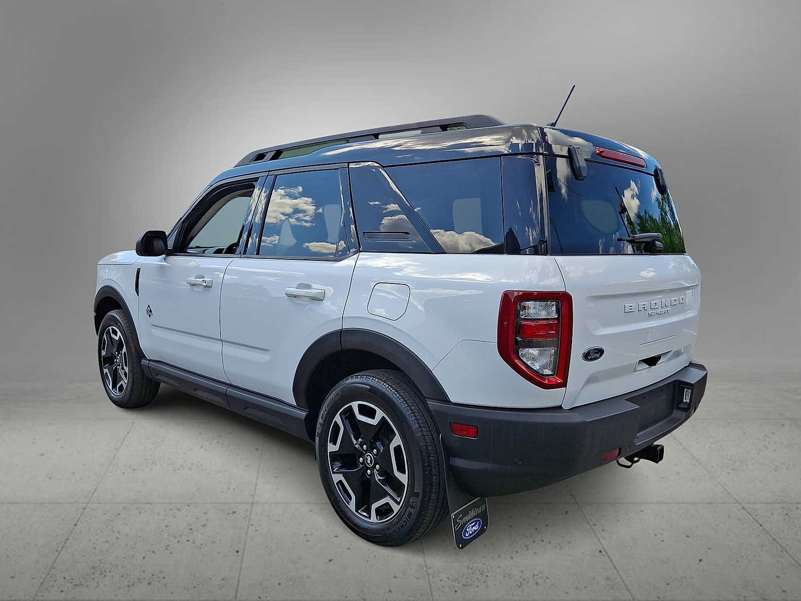 Used 2022 Ford Bronco Sport Outer Banks w/ Tech Package AWD/4WD image 6