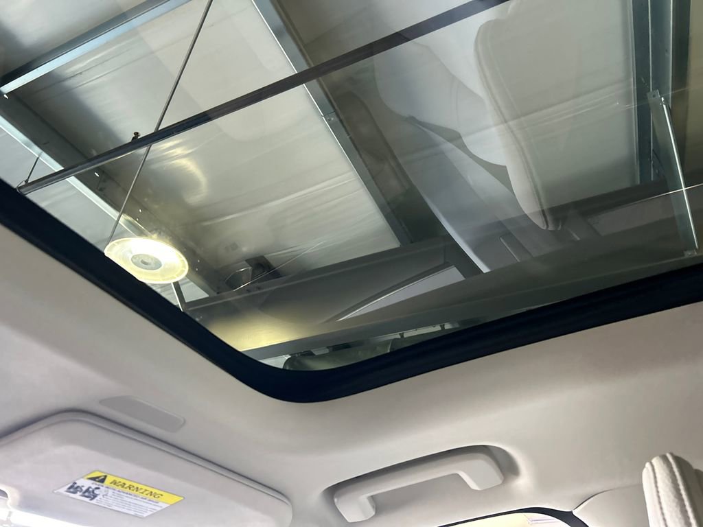 Used 2025 Volvo XC90 B6 Plus w/ Protection Package Premier image 25