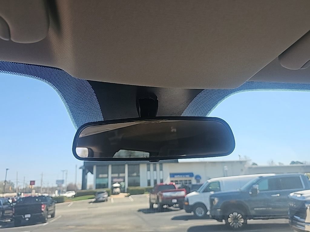 Used 2017 RAM 2500 Tradesman w/ Chrome Appearance Group image 21