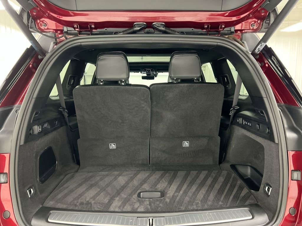 Used 2021 Jeep Grand Cherokee L Overland w/ Luxury Tech Group IV image 24