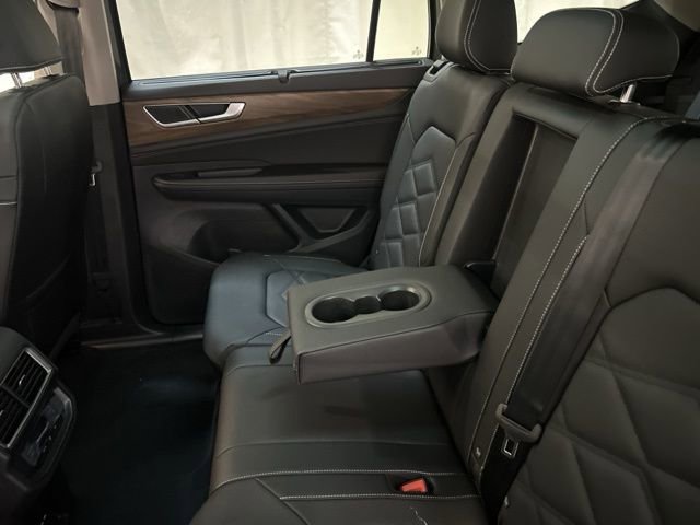 New 2026 Volkswagen Atlas SE image 27
