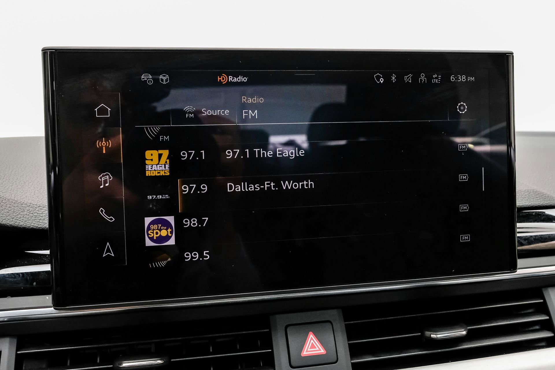 Used 2024 Audi A4 2.0T Premium Plus w/ Premium Plus Package image 33