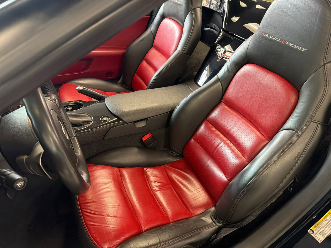 Used 2010 Chevrolet Corvette Grand Sport w/ Preferred Equipment Group image 13