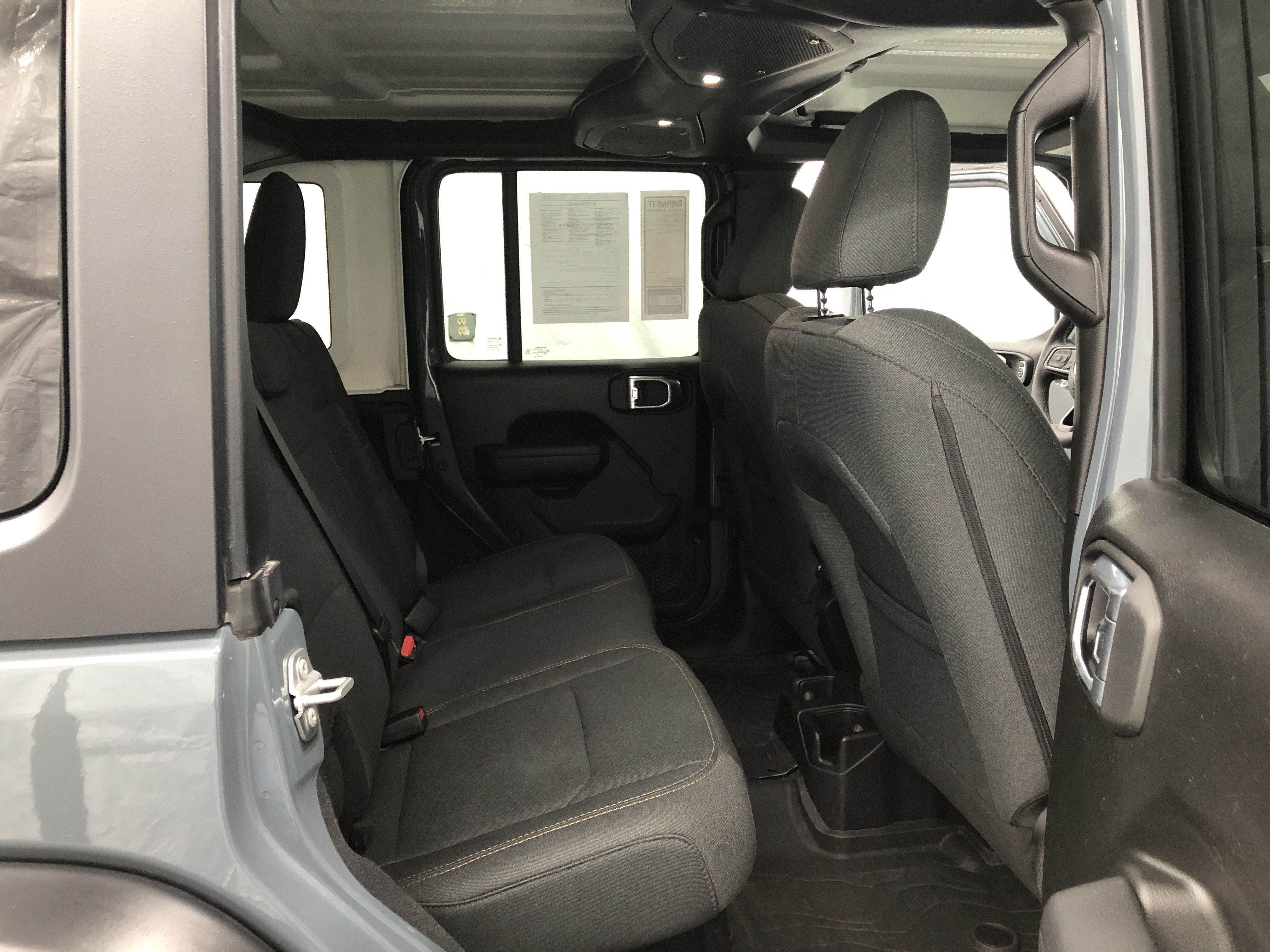 Certified 2025 Jeep Wrangler Unlimited Sport AWD/4WD image 11