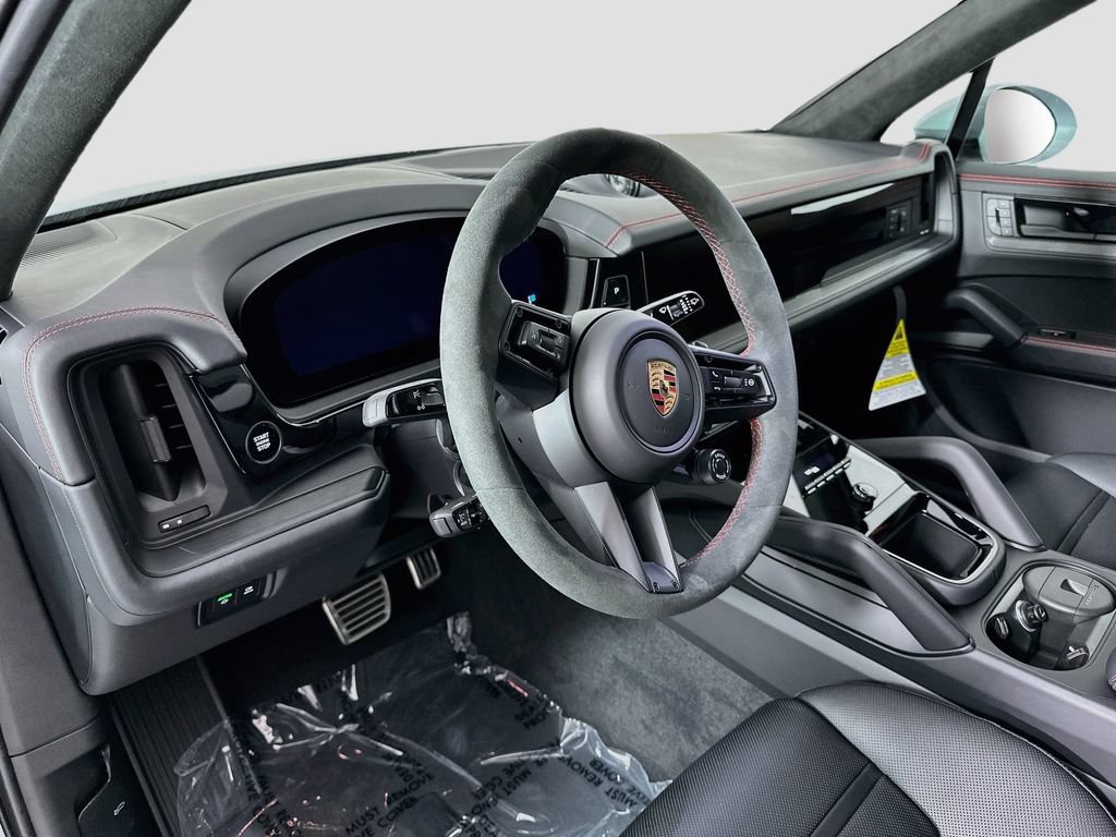 New 2026 Porsche Cayenne GTS AWD/4WD image 4