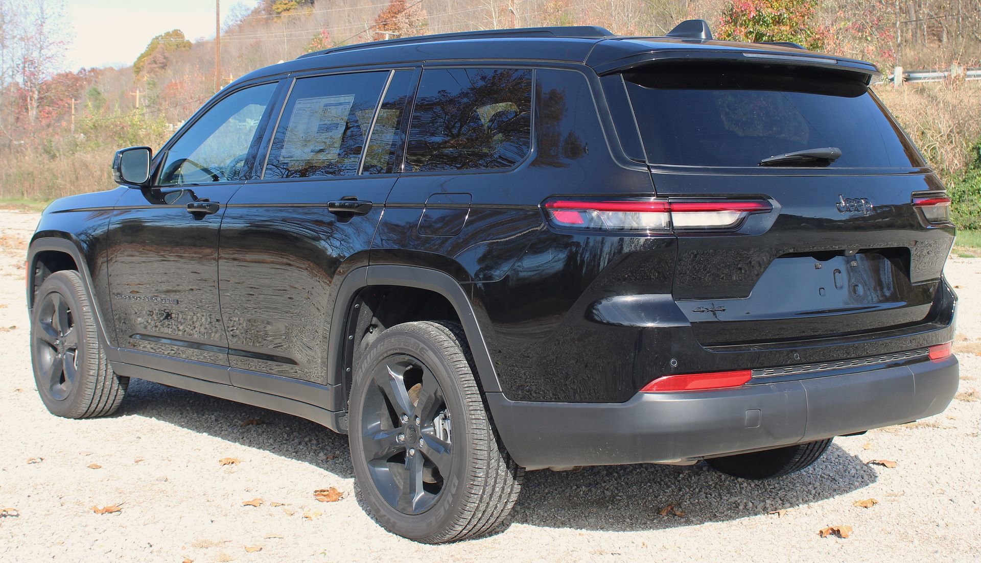 New 2025 Jeep Grand Cherokee L Altitude image 7