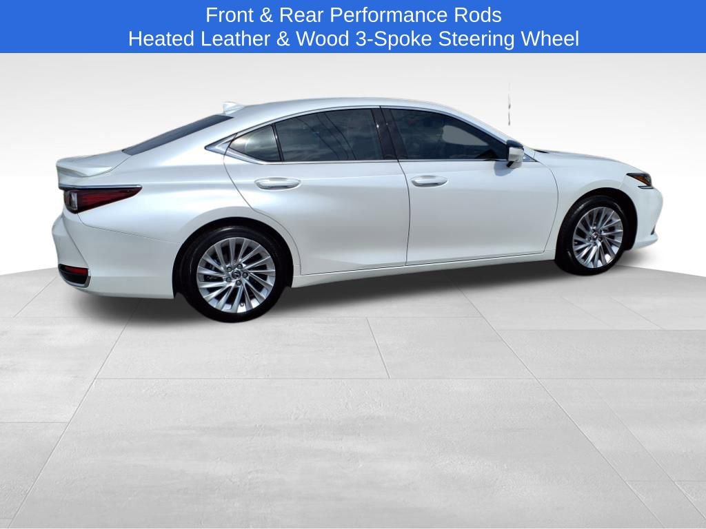 Used 2024 Lexus ES 300h w/ Luxury Package image 5