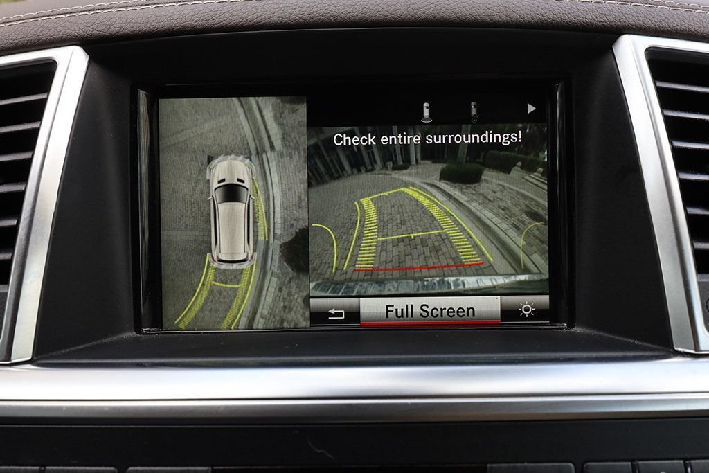 Used 2016 Mercedes-Benz GL 450 4MATIC image 11