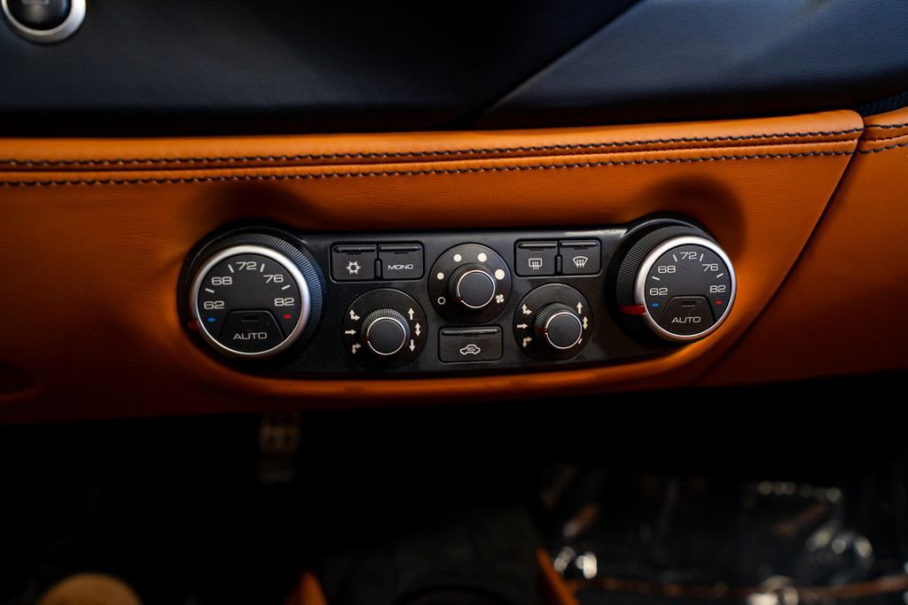 Used 2018 Ferrari 488 Spider RWD image 45