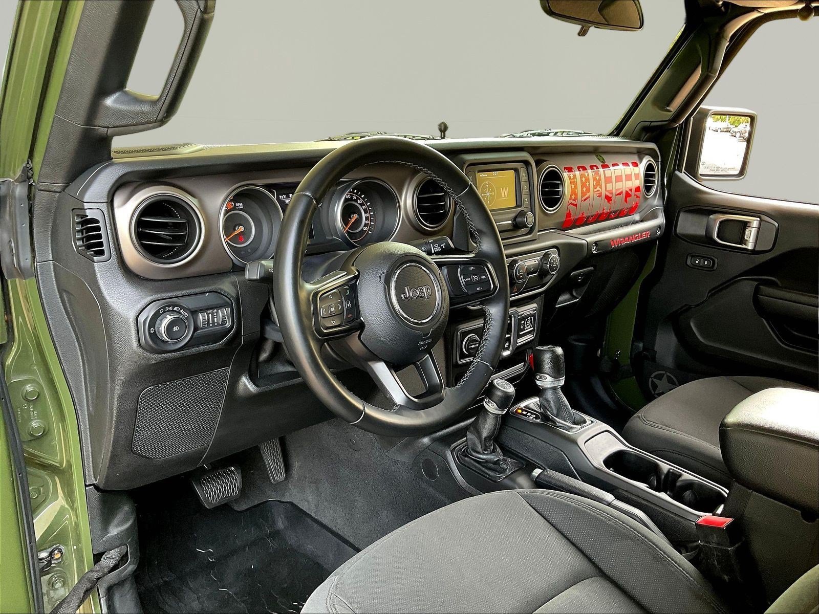 Used 2020 Jeep Wrangler Sport AWD/4WD image 17