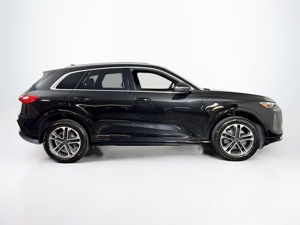 Used 2025 Audi Q5 Premium w/ Convenience Package AWD/4WD image 20