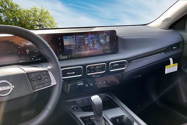 New 2026 Nissan Sentra SR w/ Floor Mat Package FWD image 6