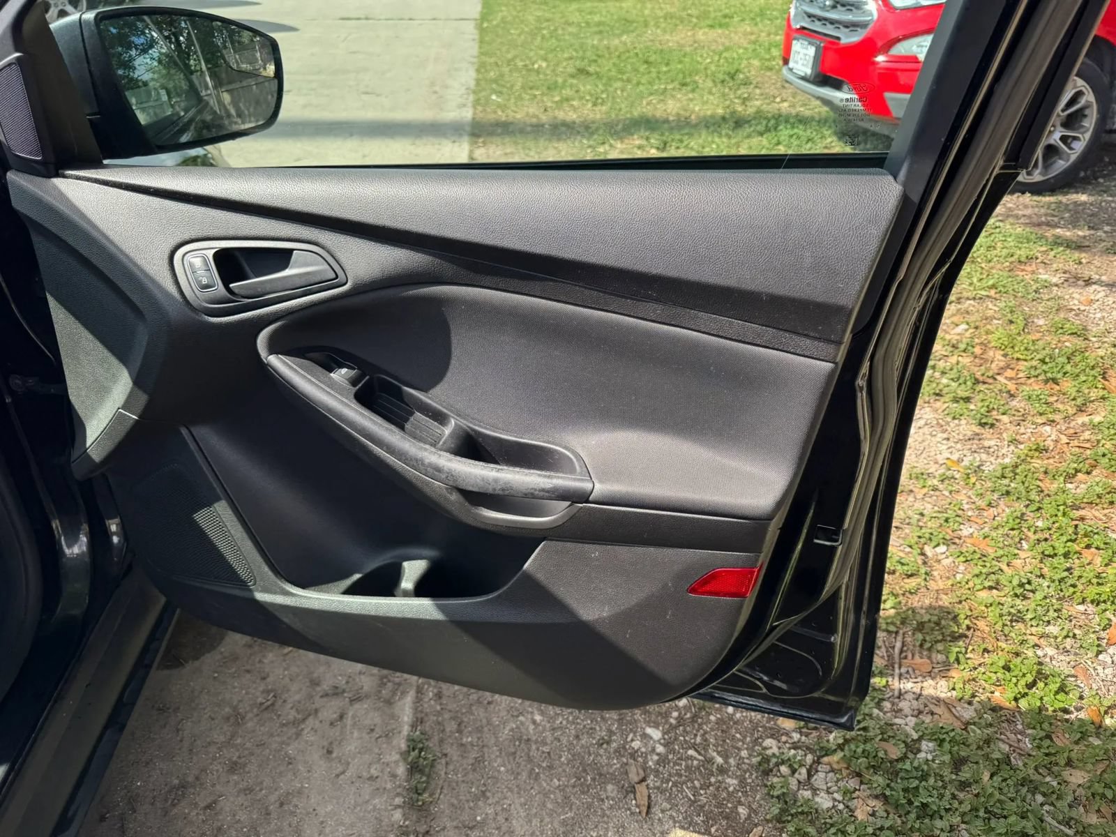 Used 2016 Ford Focus S FWD image 24