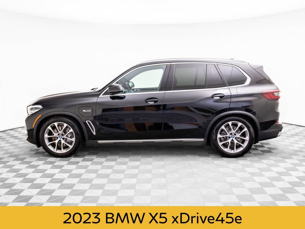 Used 2023 BMW X5 xDrive45e w/ Climate Comfort Package image 2