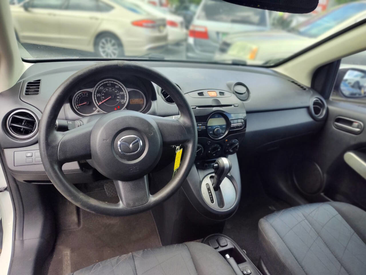 Used 2011 MAZDA MAZDA2 Sport image 9