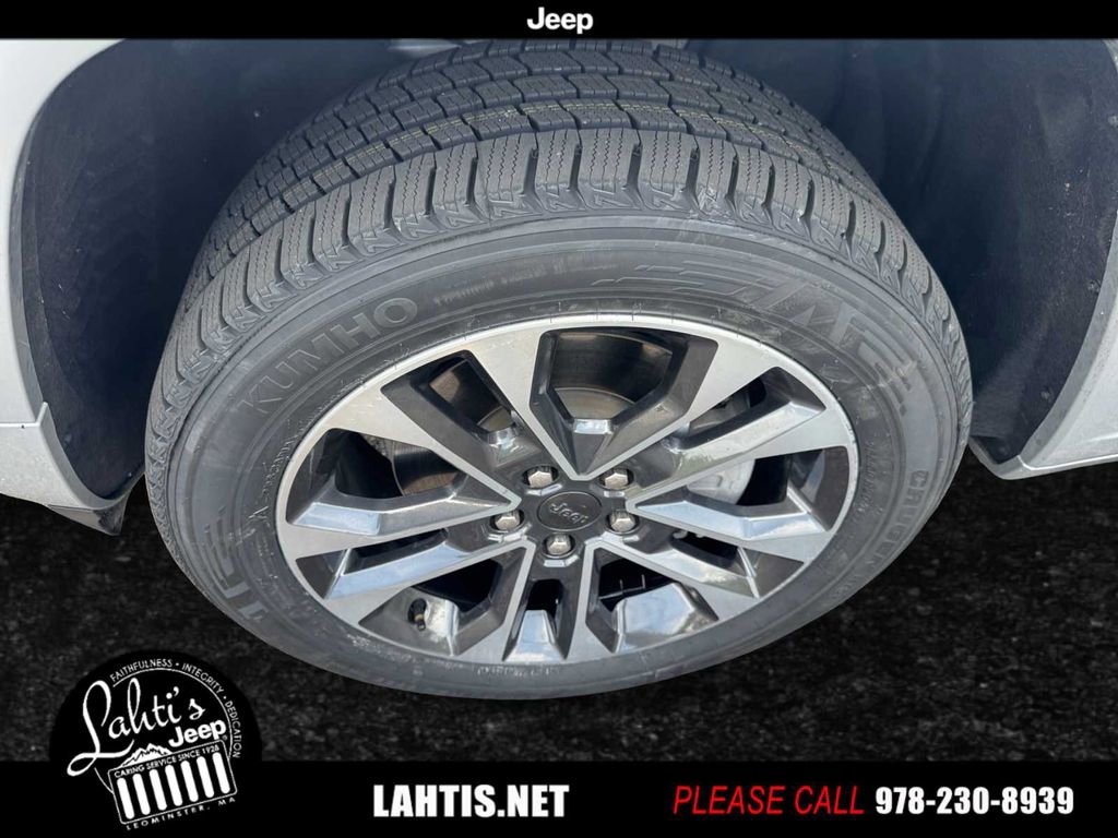 Certified 2021 Jeep Grand Cherokee L Overland w/ Advanced Protech Group III image 7