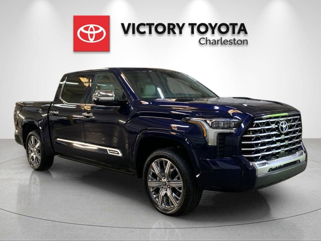 Used 2024 Toyota Tundra Capstone AWD/4WD image 5