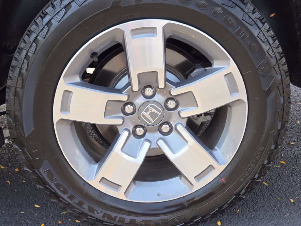 Certified 2025 Honda Ridgeline RTL image 17