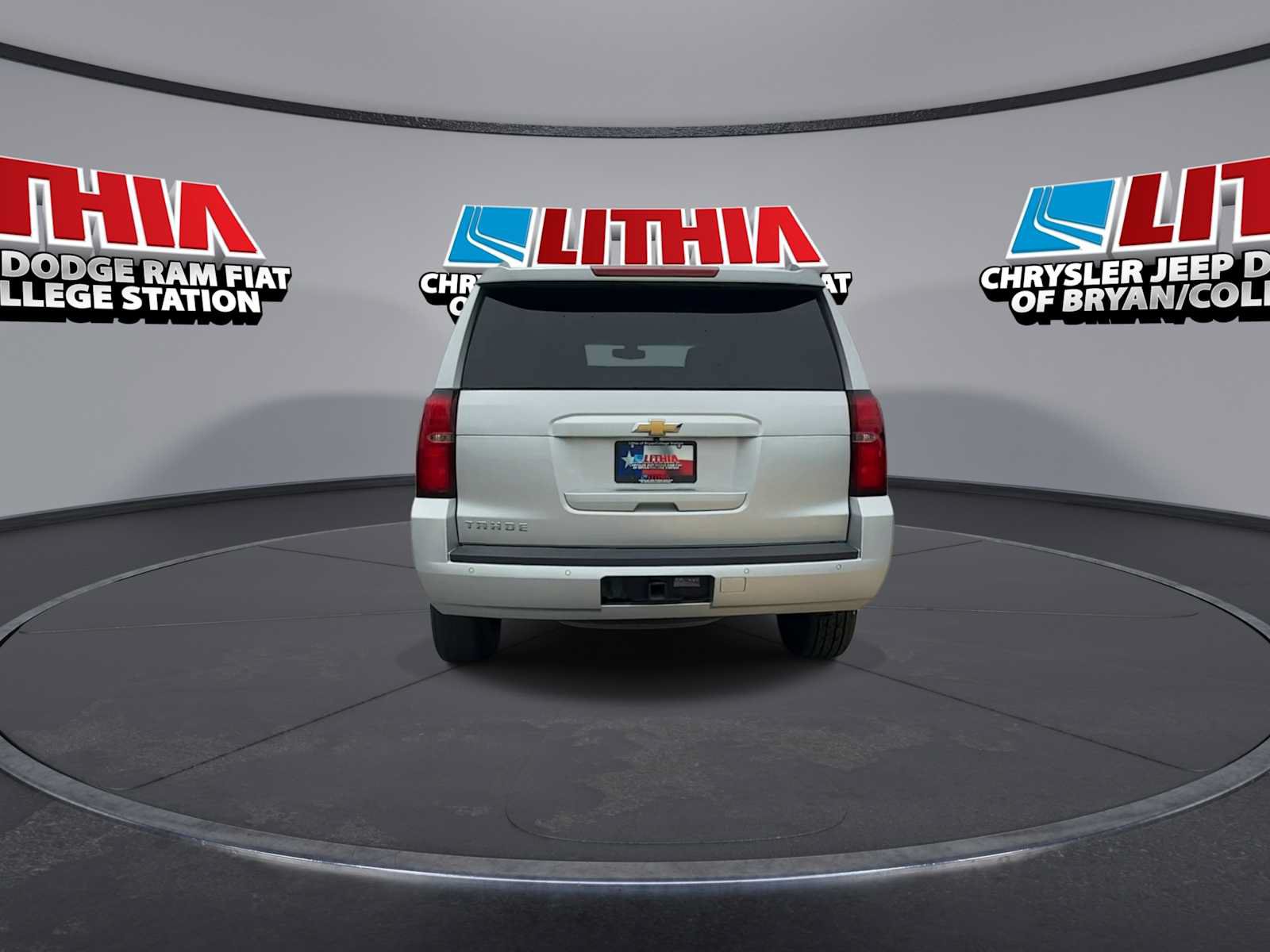 Used 2020 Chevrolet Tahoe LS w/ Skid Plate Package AWD/4WD image 7