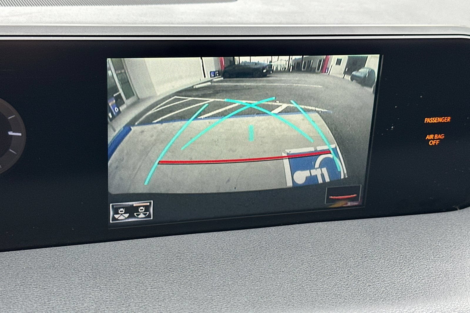 Used 2021 Lexus UX 200 w/ Accessory Package (Z2) FWD image 20