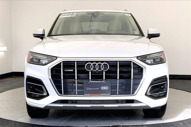Certified 2023 Audi Q5 2.0T Premium Plus image 3