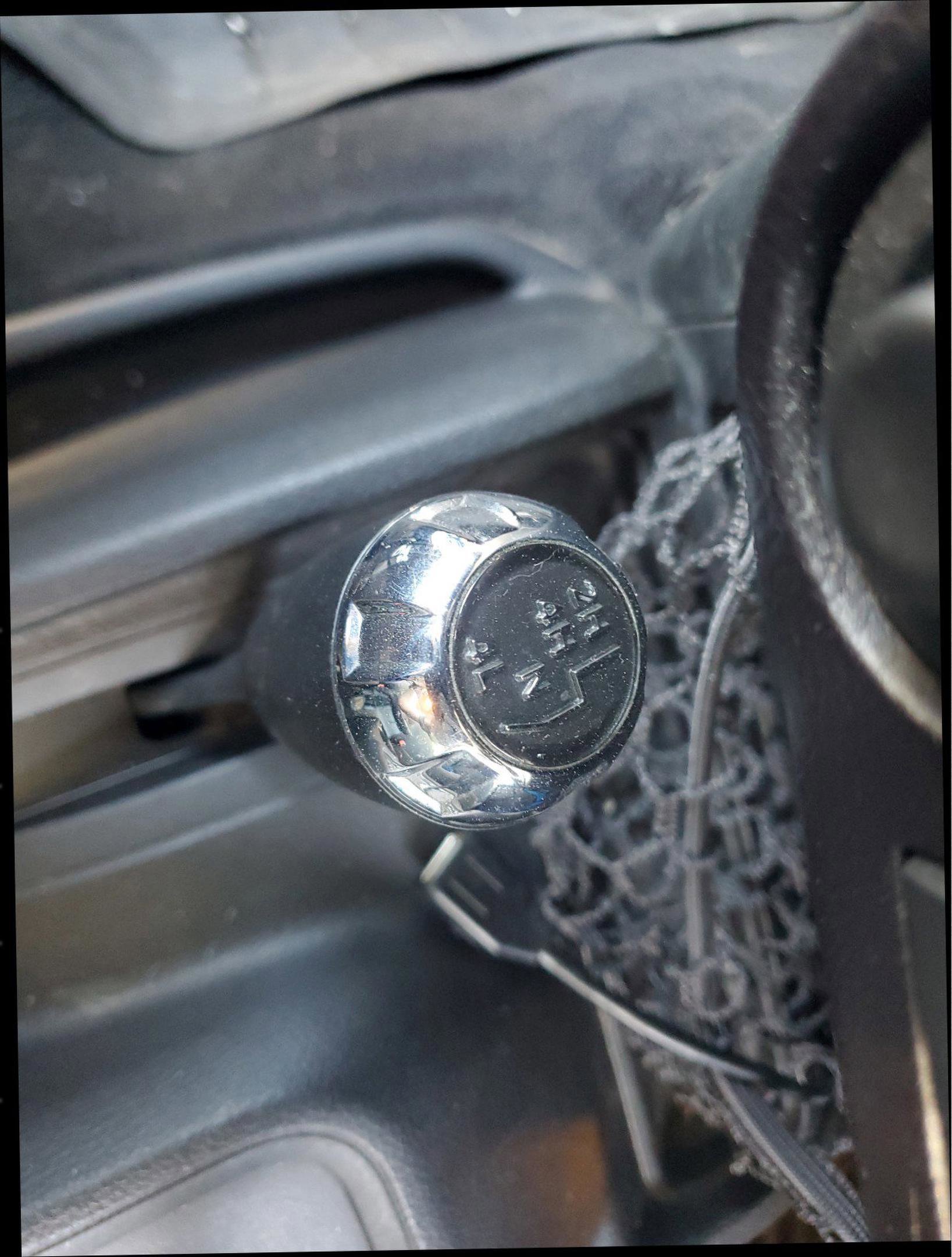 Used 2015 Jeep Wrangler Unlimited Sport AWD/4WD image 28