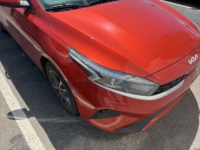 Used 2022 Kia Forte LXS image 3