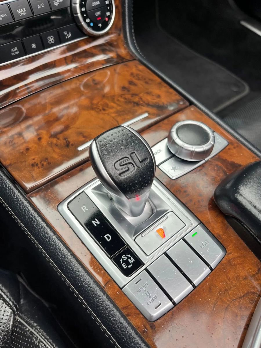 Used 2013 Mercedes-Benz SL 550 w/ Premium Pkg image 17