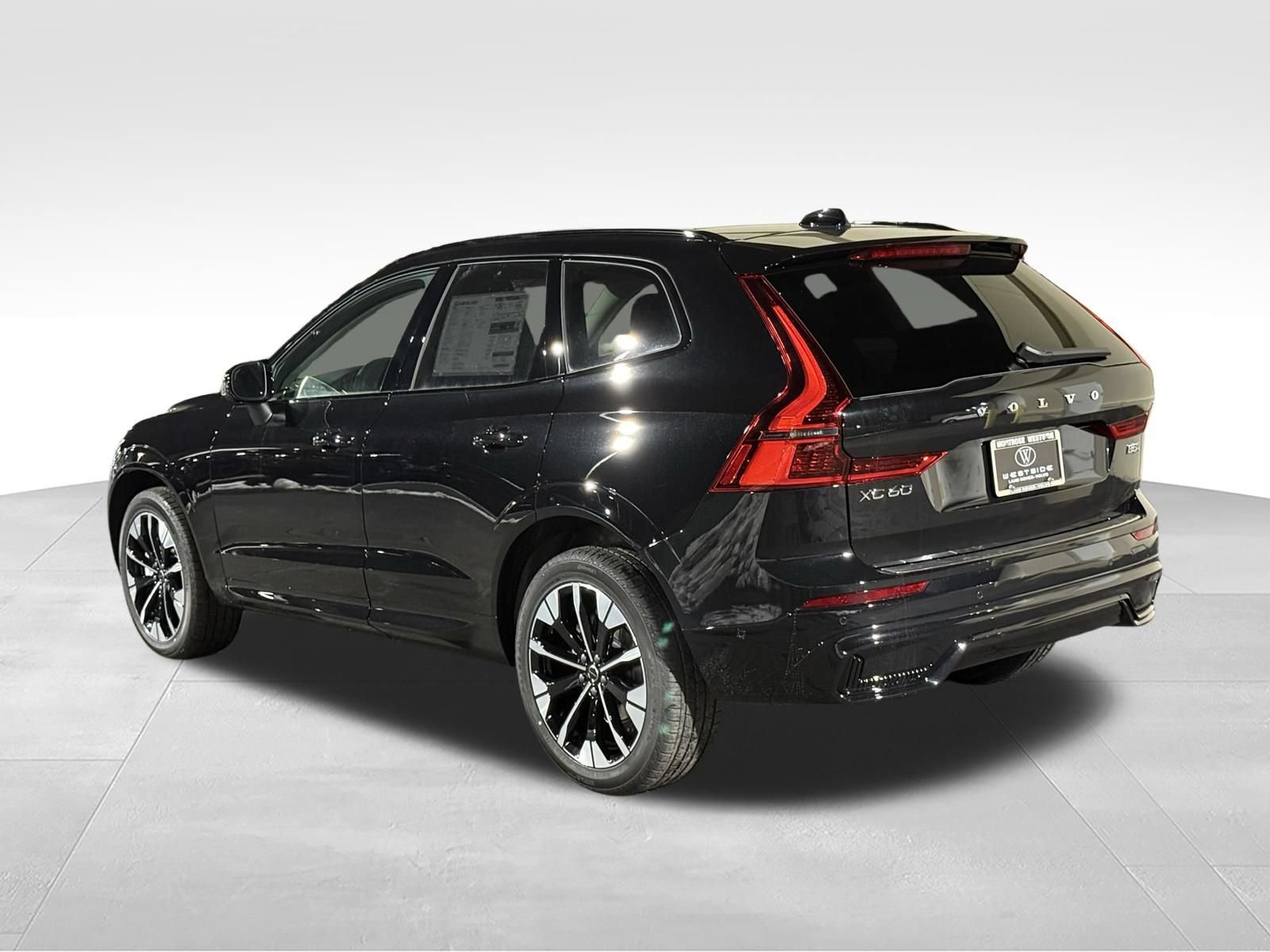 New 2026 Volvo XC60 B5 Plus w/ Protection Package Premier AWD/4WD image 4