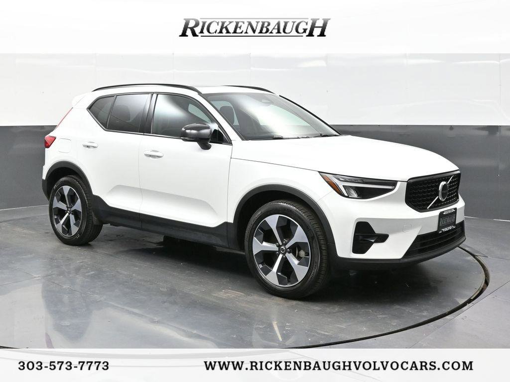 Used 2023 Volvo XC40 B5 Plus w/ Climate Package