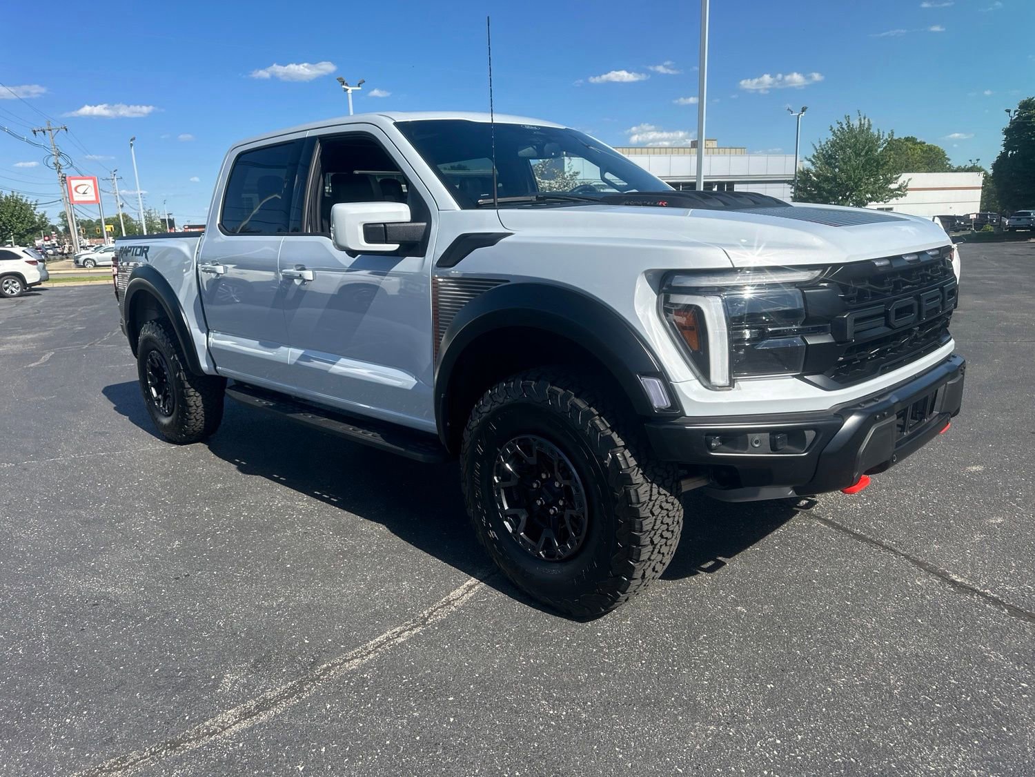Used 2025 Ford F150 Raptor w/ Equipment Group 803A Raptor R AWD/4WD image 7