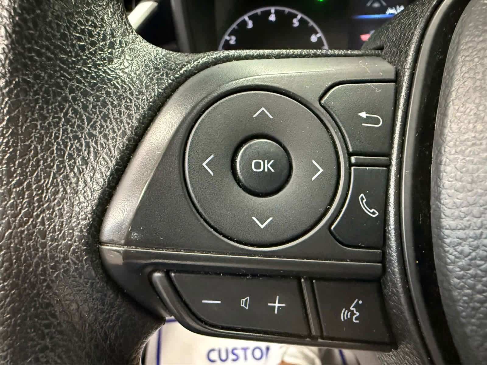 Used 2024 Toyota Corolla LE image 13
