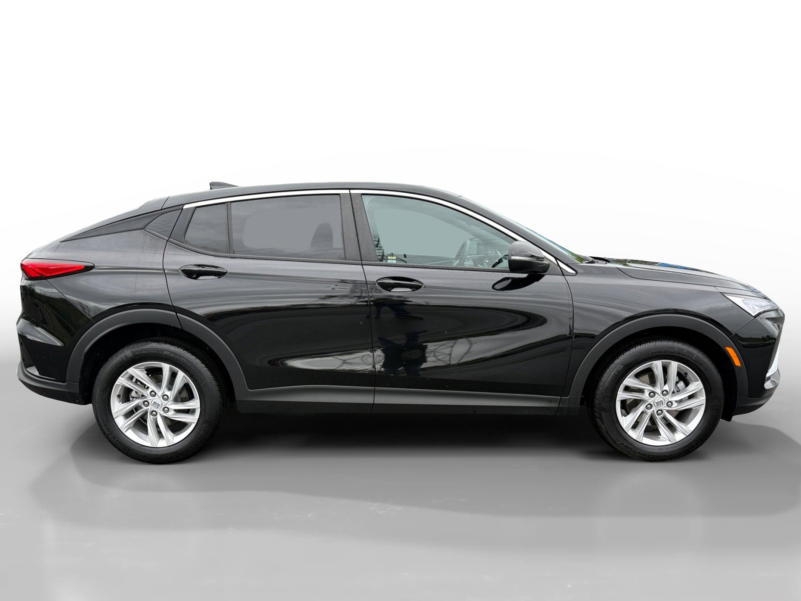 Used 2025 Buick Envista Preferred w/ Convenience II Package image 6