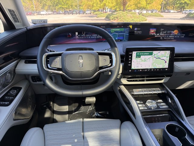 New 2026 Lincoln Nautilus Reserve AWD/4WD image 14
