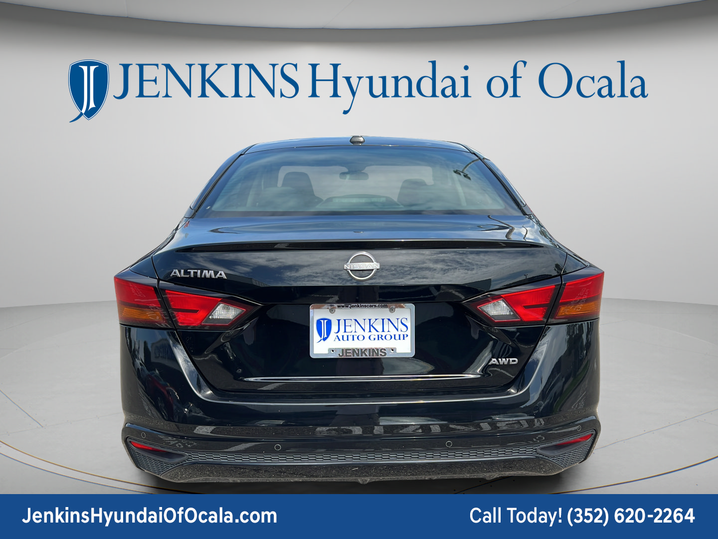 Used 2025 Nissan Altima 2.5 SV AWD/4WD image 4